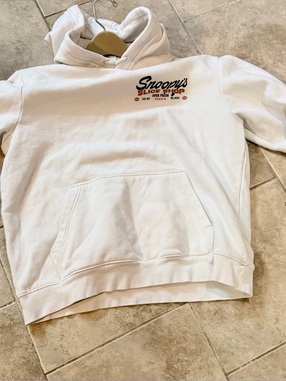 H&M  Men’s Snoopy ‘s Slice Shop Hoodie Size Medium